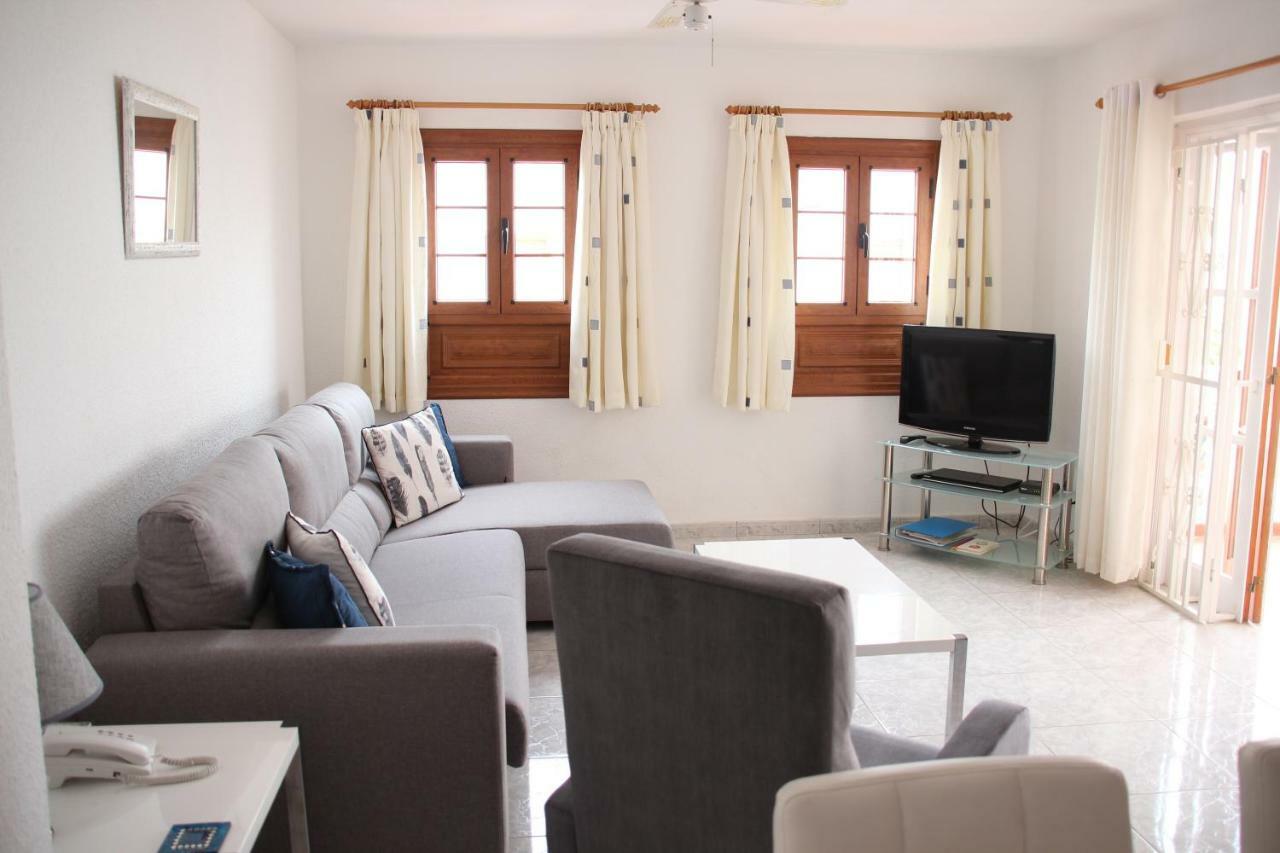Royal Palm Aparthotel Los Cristianos  Exteriör bild
